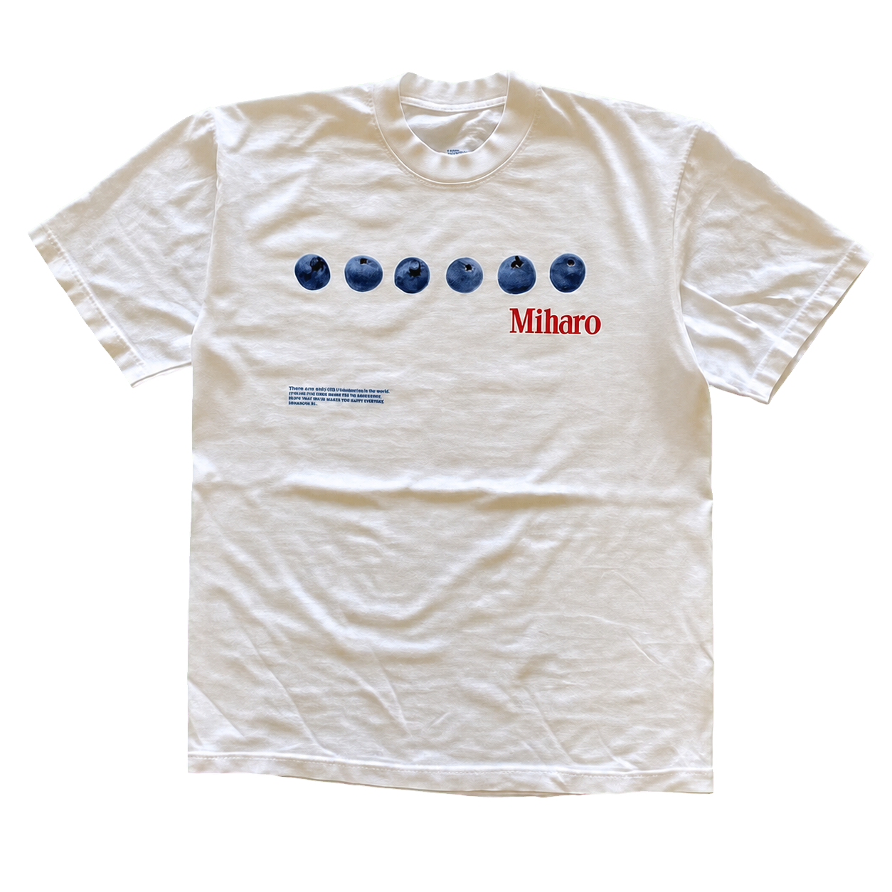 White Miharo T-shirt printed with six blueberries